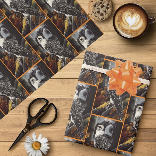 Falcon Locket Gothic Herbst Geschenkpapier