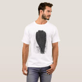 Falke an Hand T-Shirt (Vorne ganz)