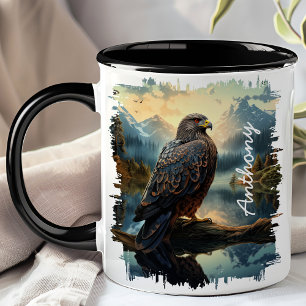 Falke in wilder Berglandschaft Tasse