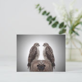 Falken auf dem Posten Postkarte (Stehend Vorderseite)