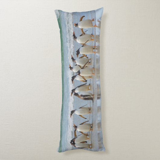 Falklandinseln. Saunders Island. Gentoo Seitenschläferkissen (Rückseite (Vertikal))