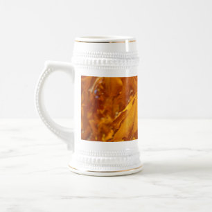 Fall-Baum verlässt TasseSteinsgeschenken goldenen Bierglas