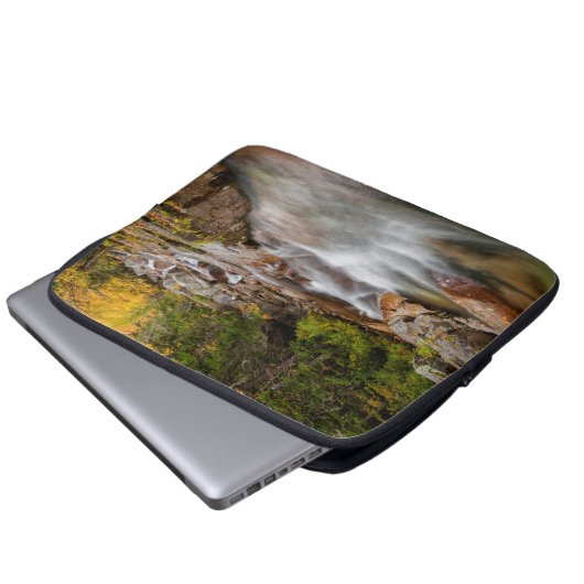 Fall bei Jefferson Brook, New Hampshire Laptopschutzhülle (Vorne Knopf)