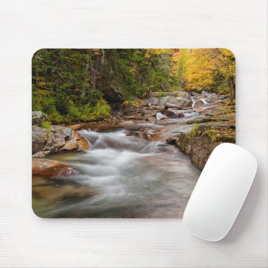 Fall bei Jefferson Brook, New Hampshire Mousepad (Mit Mouse)