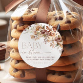 Fall Blumenbraun-neutrales Baby in Blütendusche Runder Aufkleber