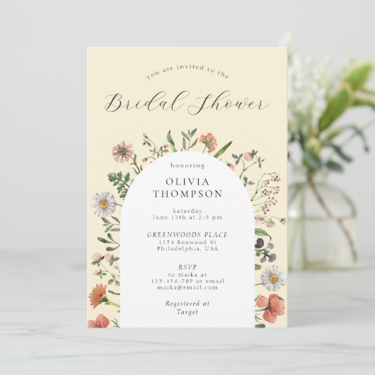 Fall Boho Spring Wildblume Arch Brautparty Einladung (Stehend Vorderseite)