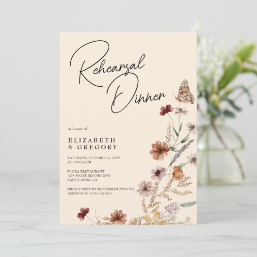 Fall Boho Wildblumen Probe Dinner Einladung (Stehend Vorderseite)