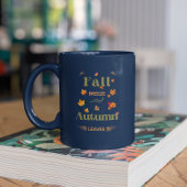Fall Breeze und Herbst verlassen Design Zweifarbige Tasse
