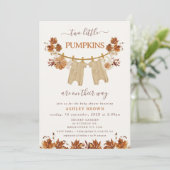 Fall Brown Twins Foliage Clothesline Babydusche Einladung (Stehend Vorderseite)
