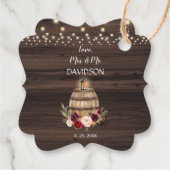 Fall Burgundy Wein Barrel Barrel Baroral Barn Hoch Geschenkanhänger (Rückseite)