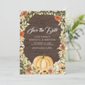 Fall Earthy Floral Pumpkin Barn Wood Wedding Save The Date (Stehend Vorderseite)