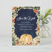 Fall Earthy Floral Pumpkin Navy Blue Wedding Save The Date (Stehend Vorderseite)