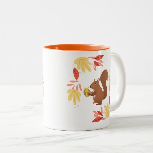 Fall Eichhörnchen Zweifarbige Tasse (VorderseiteRechts)