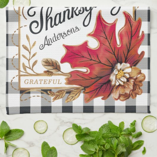 Fall Erntedank Maple Blätter Gingham Custom Geschirrtuch (Gefaltet)