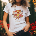 Fall Floral Bouquet T-Shirt<br><div class="desc">Lass die Farben des Sturzes blühen in deinem Schrank. Ob Sie einen Kürbisspaziergang machen oder einen knusprigen Herbsttag genießen, unser T - Shirt Herbst Floral Bouquet verleiht Ihrem Saisonstil eine Touch Eleganz. Verpassen Sie nicht dieses im Herbst inspirierte Modestatement - holen Sie sich noch heute Ihr Exemplar, nur bei Zazzle!...</div>