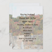 Fall Foliage Along Rock Cliff Nature Einladung (Vorne/Hinten)