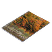 Fall Foliage grenzt an Fluss Nature Orton Notizblock (Linke Seite)