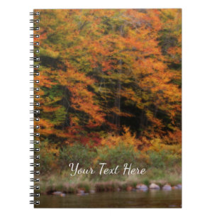 Fall Foliage grenzt an Fluss Nature Orton Notizblock