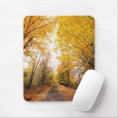Fall Foliage Walking Path Mousepad (Mit Mouse)