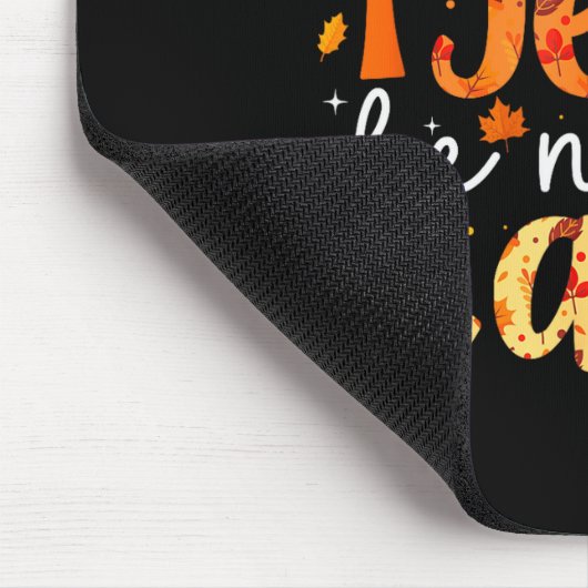 Fall For Jesus He Never Leaves Retro Autumn Thanks Mousepad (Ecke)