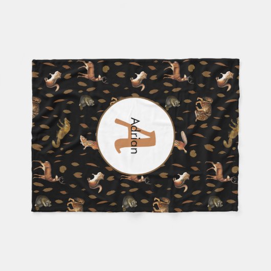 Fall Forest Animals Autumn Leaves Monogram Fleecedecke (Vorderseite (Horizontal))
