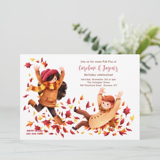 Fall Fun Kindergeburtstag Party Einladung (Stehend Vorderseite)