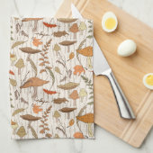 Fall Fungi und Blätter - nahtloses Muster. Geschirrtuch (Viertel Falte)