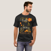 Fall für Jesus, Verlasse er nie Christliche Glaube T-Shirt (Vorne ganz)