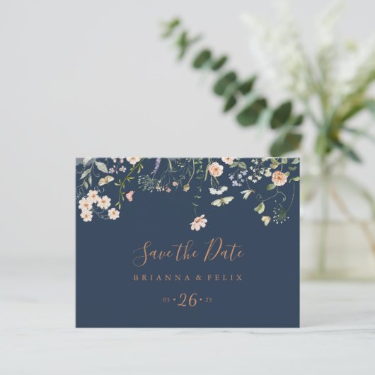 Fall Garden Wildblume Horizontal Save the Date Postkarte (Stehend Vorderseite)