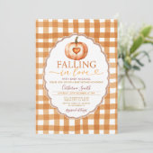 Fall in love Heart Pumpkin Baby shower Gingham Einladung (Stehend Vorderseite)