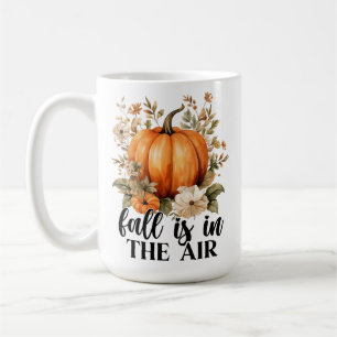 FALL IST IN DER LUFT HÜBSCHEN PUMPKINS. KAFFEETASSE