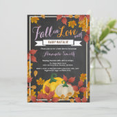 Fall-Kürbis-Mädchen-lila Baby-Duscheneinladung Einladung (Stehend Vorderseite)