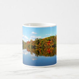 Fall-Landschaftsherbst-Farben Kaffeetasse