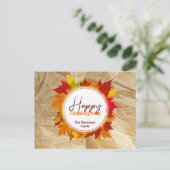 Fall Maple Blätter auf Papier Textur Erntedank Postkarte (Stehend Vorderseite)
