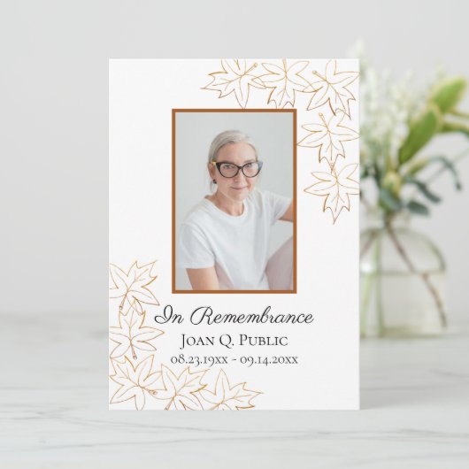 Fall Maple Blätter Edge Funeral Memorial Service Programm (Stehend Vorderseite)