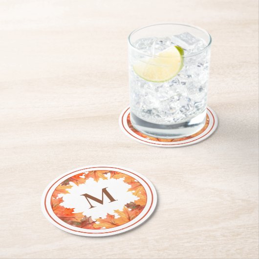 Fall Maple-Blätter Monogramm Runder Pappuntersetzer (Vor Ort)