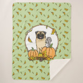 Fall Mops Hund (fawn) Pumpkins Blätter Niedlich Sherpadecke (Vorderseite)