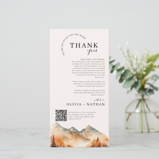 Fall Mountain Hochzeit mit QR Code Dankeskarte (Stehend Vorderseite)