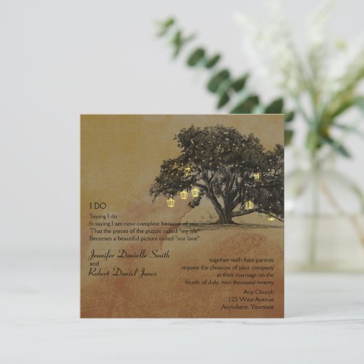 Fall Oak Tree and Lantern Wedding Einladung (Stehend Vorderseite)