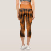 Fall Orange Black Buffalo Karierte INITIALS Capri Leggings (Rückseite)