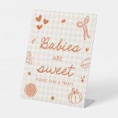 Fall Orange Gingham Cutie Pie Babys sind Süß Sockelschild (Vorderseite)