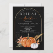 Fall Orange & White Pumpkins Blätter auf Black Einladung (Vorderseite)