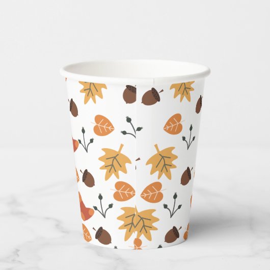 Fall Pappbecher (Rechts)