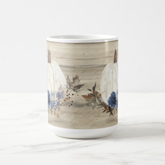 Fall Pumpkin Navy Blue Floral Wooden Script-Kaffee Kaffeetasse (Mittel)