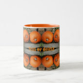 Fall Pumpkin Pair Abstrakt Personalisiert Zweifarbige Tasse (Mittel)