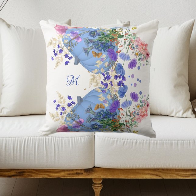 Fall Pumpkin Pastel Blue Botanic Flora Monogram Kissen (Fall Pumpkin Pastel Blue Botanical Flora Monogram Throw Pillow)