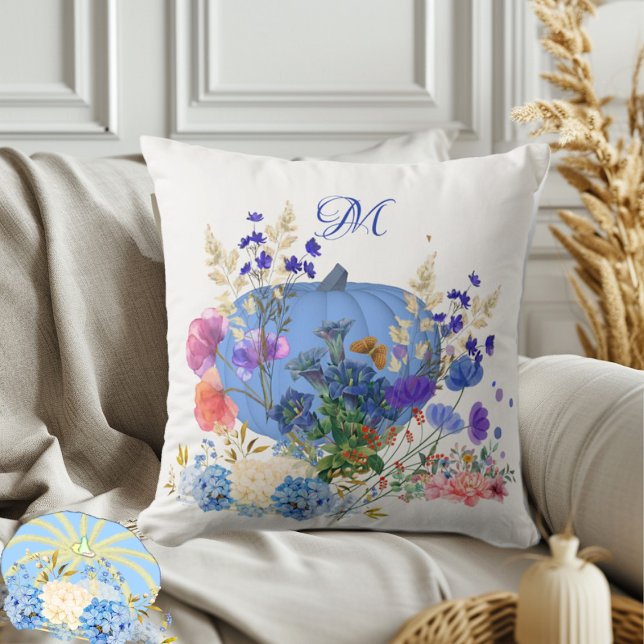 Fall Pumpkin Pastel Blue Botanic Flora Monogram Kissen (Fall Pumpkin Pastel Blue Botanical Flora Monogram Throw Pillow)