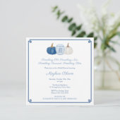 Fall Pumpkins Etwas Blue Chic Brautparty Einladung (Stehend Vorderseite)