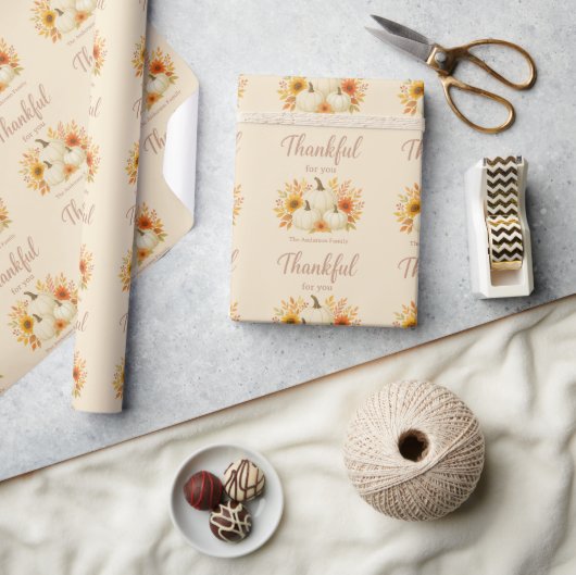 Fall Pumpkins & Sonnenblumen | Eleganter Erntedank Geschenkpapier (Kunsthandwerk)