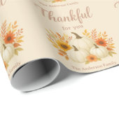Fall Pumpkins & Sonnenblumen | Eleganter Erntedank Geschenkpapier (Rolleneckpunkt)